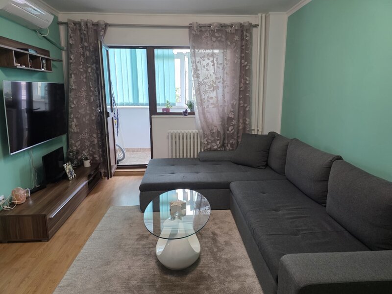 Baba Novac, chiar pe Traian Popovici, 5 minute metrou Dristor, bloc 1982,