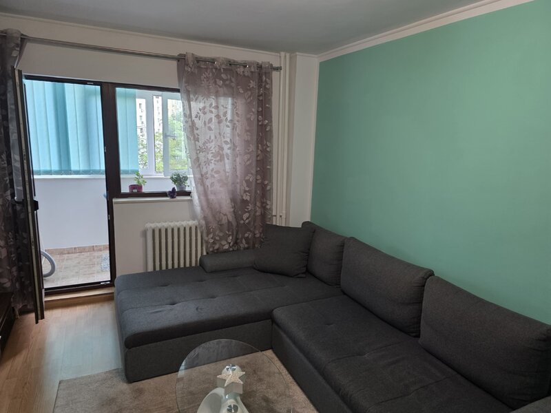 Baba Novac, chiar pe Traian Popovici, 5 minute metrou Dristor, bloc 1982,